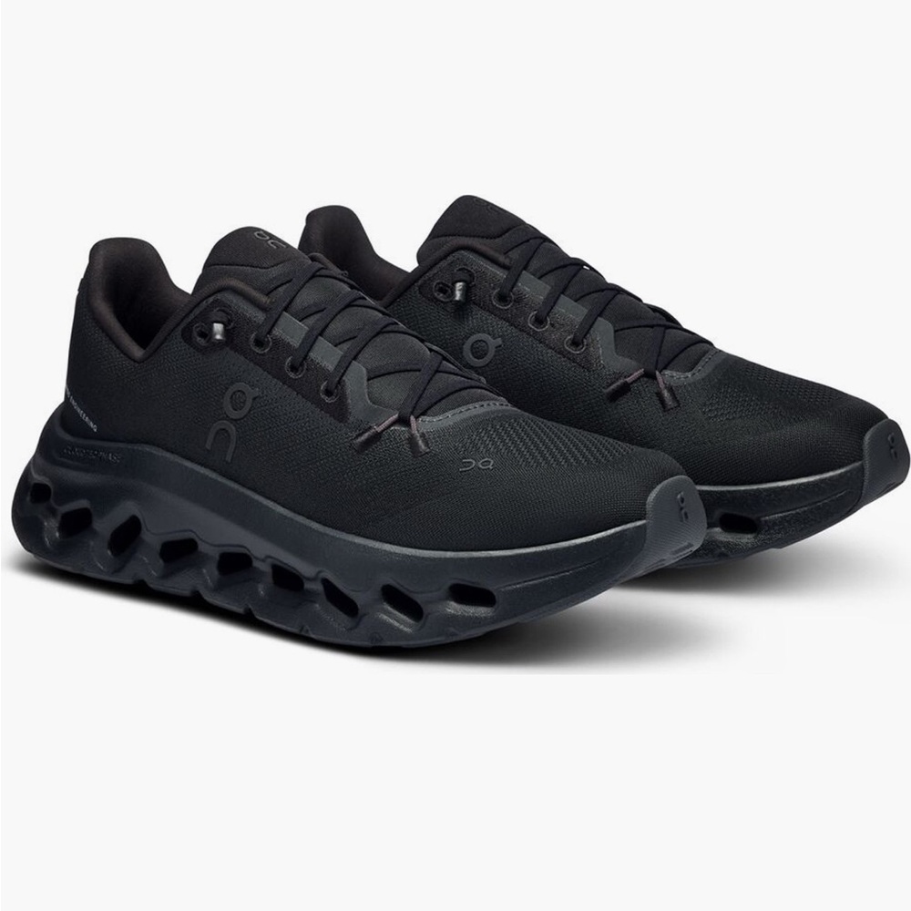 On Cloudtilt Athletic Sneaker